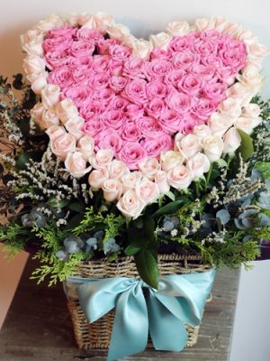 100 pink two-tone basket