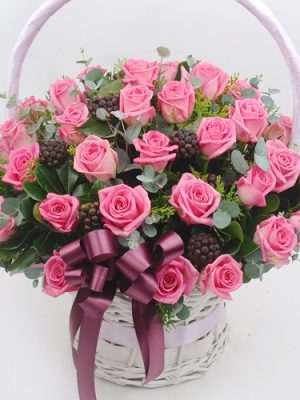 basic rose basket