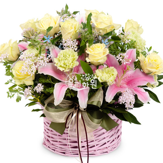 Precious flower basket