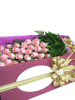 Box of 30 pink roses