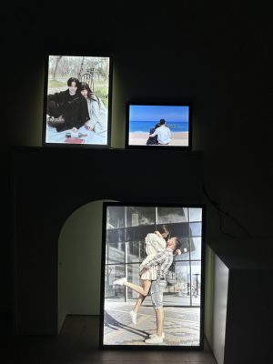 [Custom] Couple Picture Frame LED Light Picture Frame Anniversary Gift