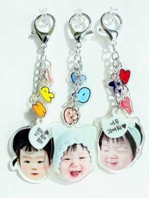 Double sided child face dog acrylic goods initial keyring production