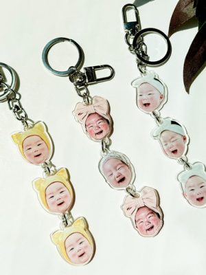 Double sided kid face dog acrylic custom goods keyring making