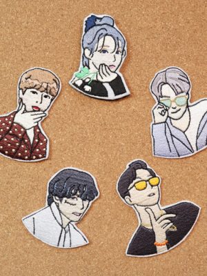 🔥 Create custom goods couple embroidery brooches and waffen badges