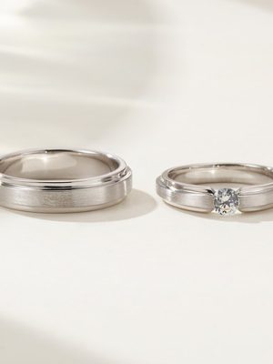 One pair of matte line silver couplings, moissanite can be changed