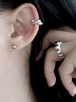 silver twist basic ear cuff earrings