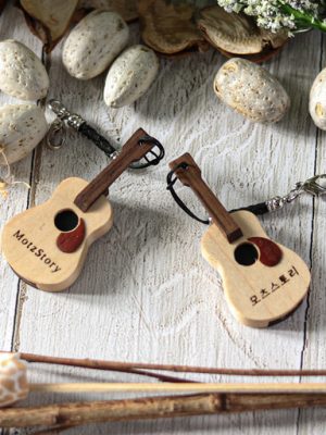 Key ring USB (guitar memories)