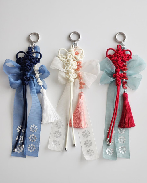 Wing-knot coral tassel pacifier keyring (color custom)