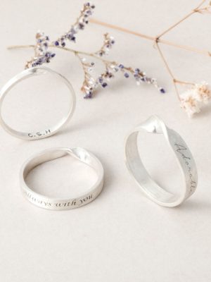 simple slim silver Möbius ring