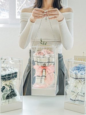 A heartfelt house with a “memorable” special line rose bouquet