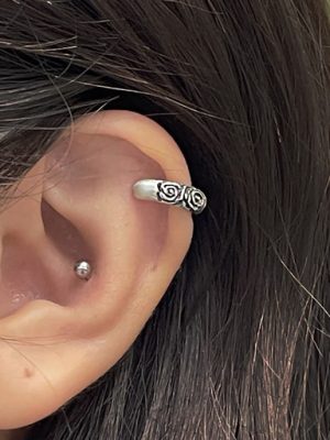 Carving rose ear cuff silver 925