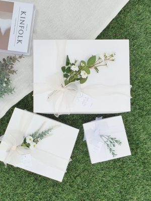 🌷 White flower 🌷 White box, gift packaging, gift box, birthday packaging supplies
